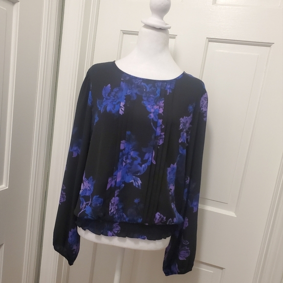 Counterparts Floral Print Blouse Smocked Hemline Size Large - Picture 1 of 10